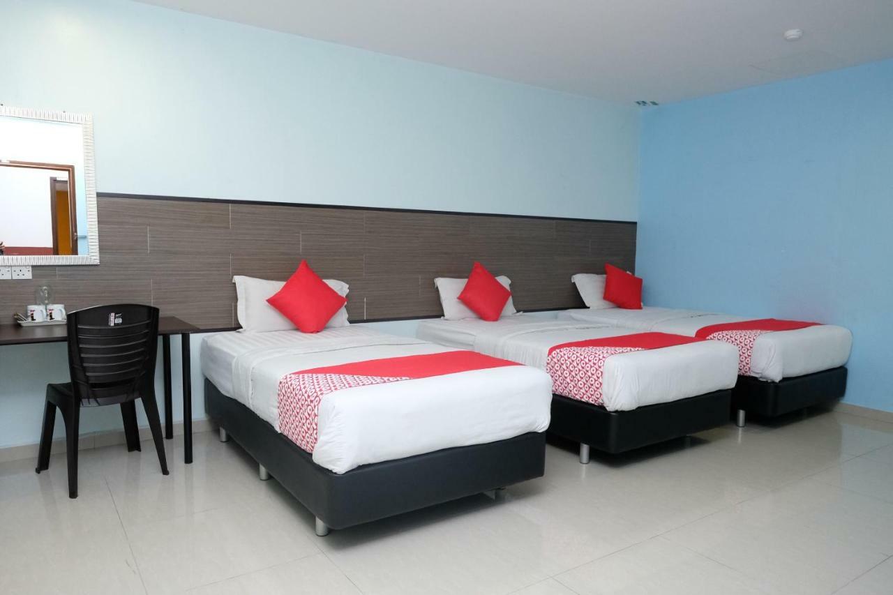 Hotel De' Tees, Masai Utama 파시르구당 외부 사진