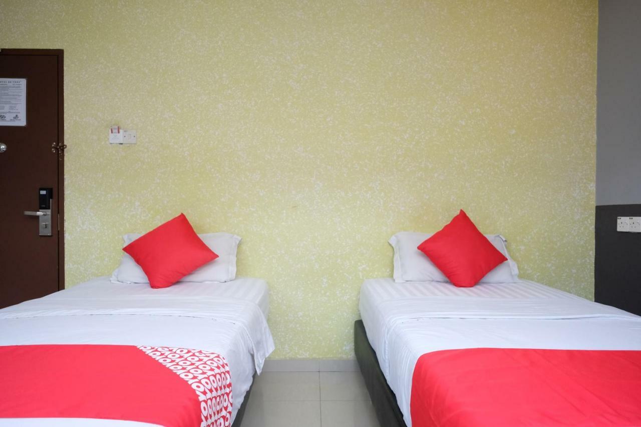 Hotel De' Tees, Masai Utama 파시르구당 외부 사진